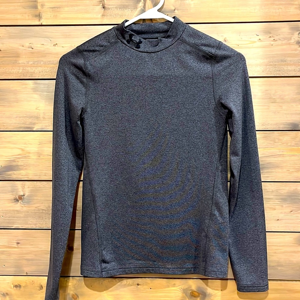 Boys Under Armour top